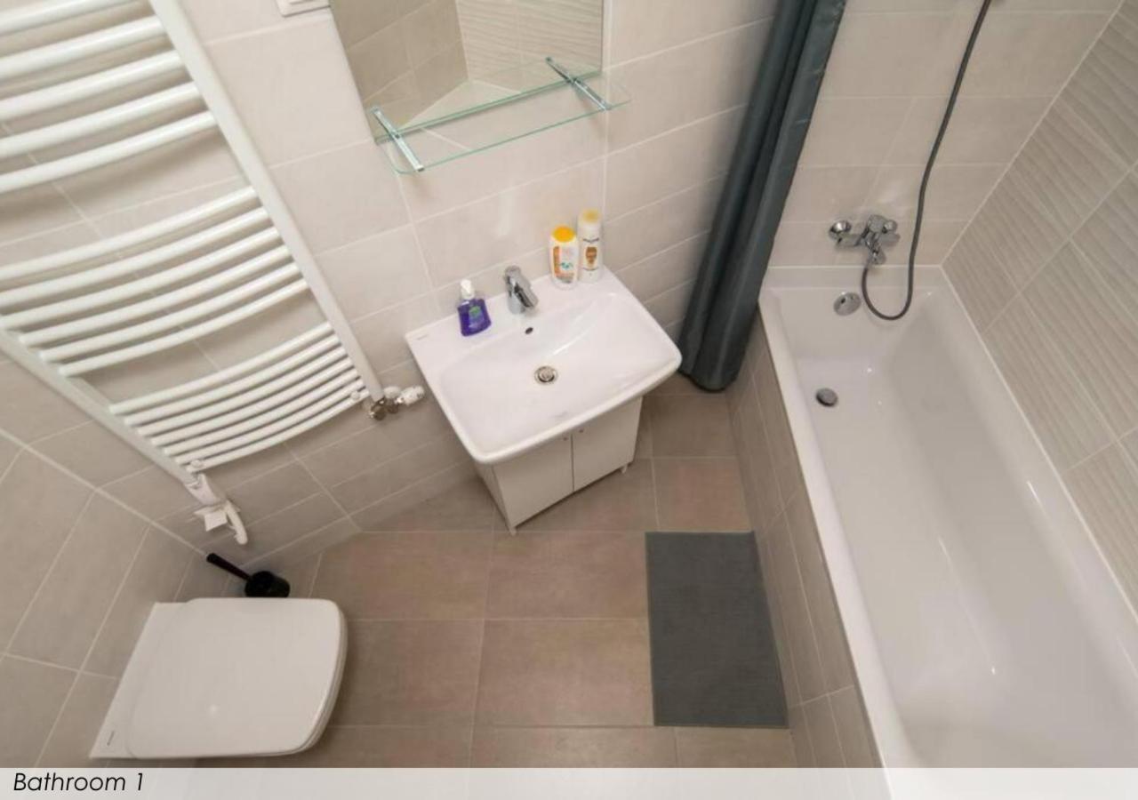 בודפשט B101 - Liberty Bridge Lovely Home With Free Parking מראה חיצוני תמונה
